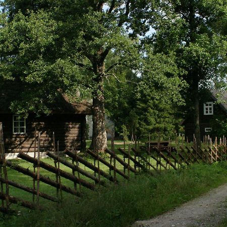 Mandjala Puhketalu - Cottages Extérieur photo