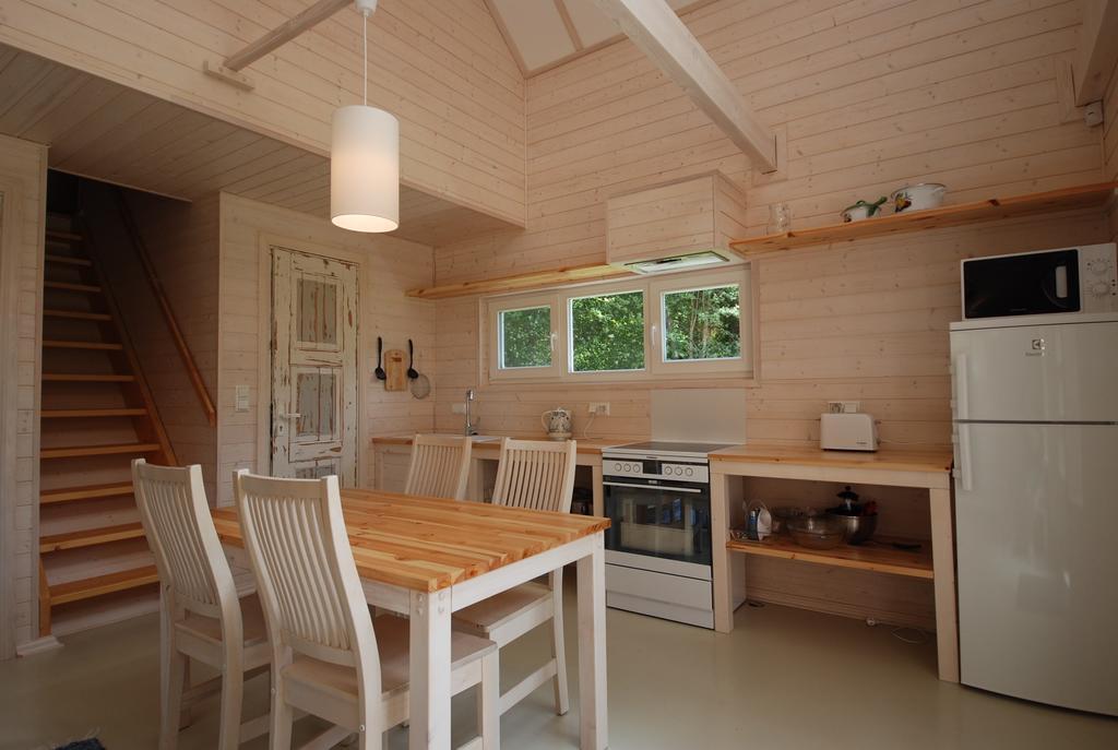 Mandjala Puhketalu - Cottages Extérieur photo